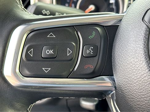 Certified 2022 Jeep Wrangler Unlimited Sahara w/ LED Lighting Group image 16