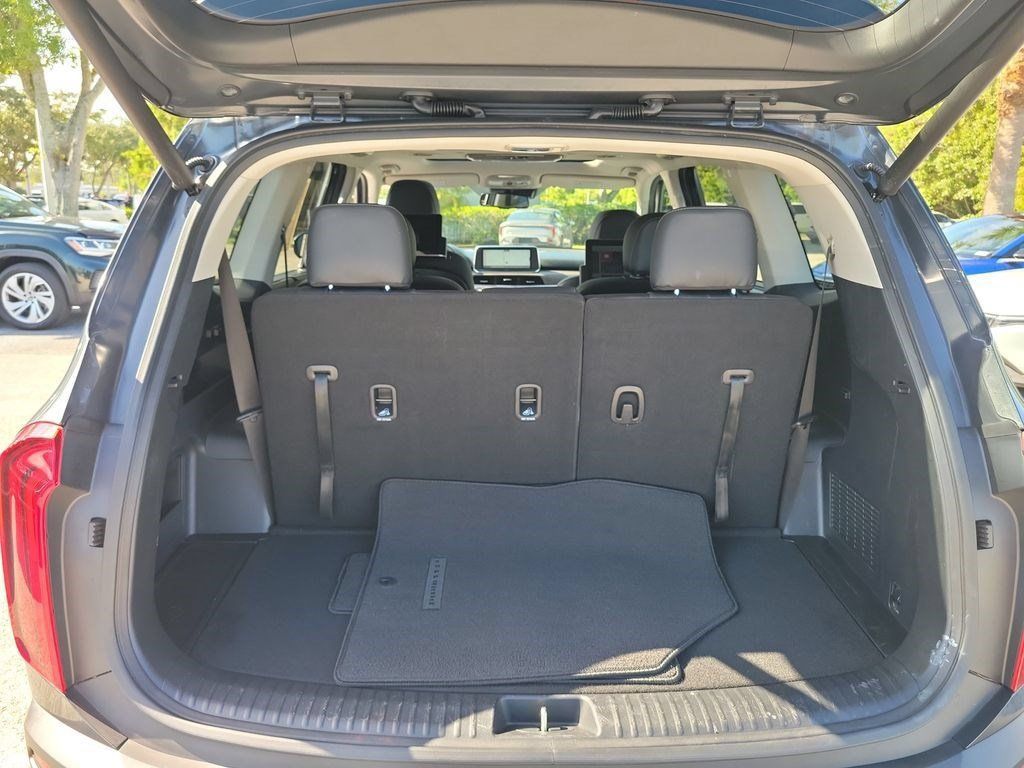 Certified 2022 Kia Telluride EX w/ EX Premium Package FWD image 29