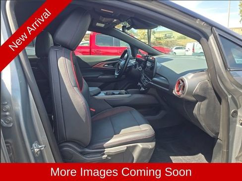 Used 2024 Chevrolet Equinox EV RS FWD image 17