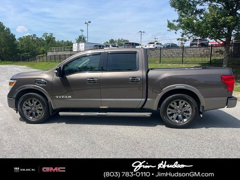 Used 2017 Nissan Titan Platinum Reserve RWD image 7