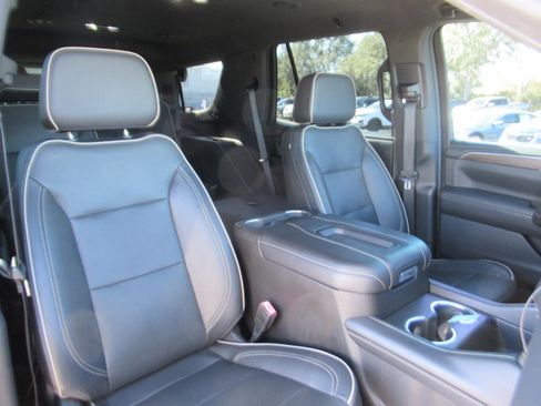Used 2021 Chevrolet Tahoe Premier image 8