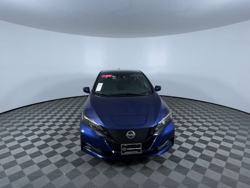 Certified 2025 Nissan Leaf S FWD image 3