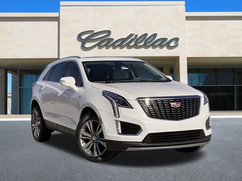 New 2026 Cadillac XT5 Luxury FWD image 2