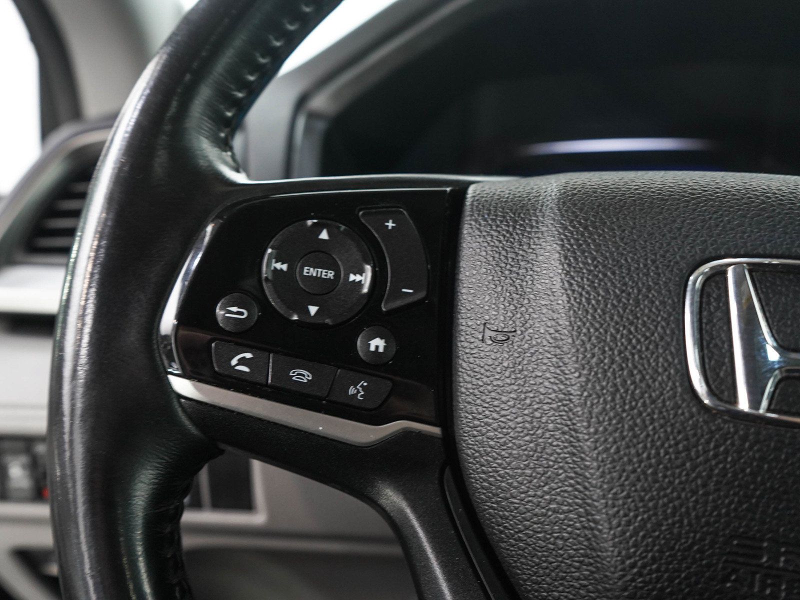 Used 2018 Honda Odyssey EX-L image 26
