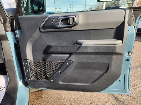 Used 2023 Ford Bronco Big Bend w/ Sasquatch Package image 10