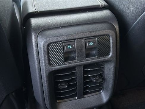 New 2025 Ford Bronco Badlands image 8