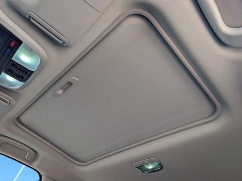 Used 2026 Subaru Crosstrek 2.0i Premium image 16