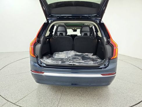 New 2026 Volvo XC90 B6 Plus w/ Protection Package AWD/4WD image 15