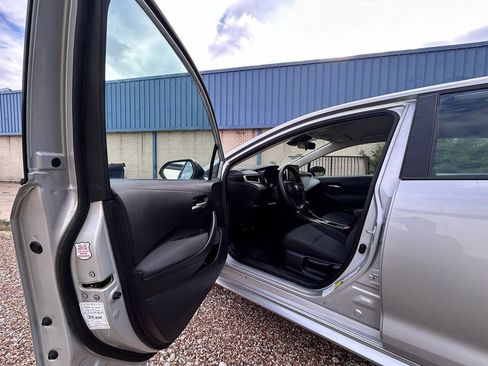 Used 2021 Toyota Corolla LE FWD image 25