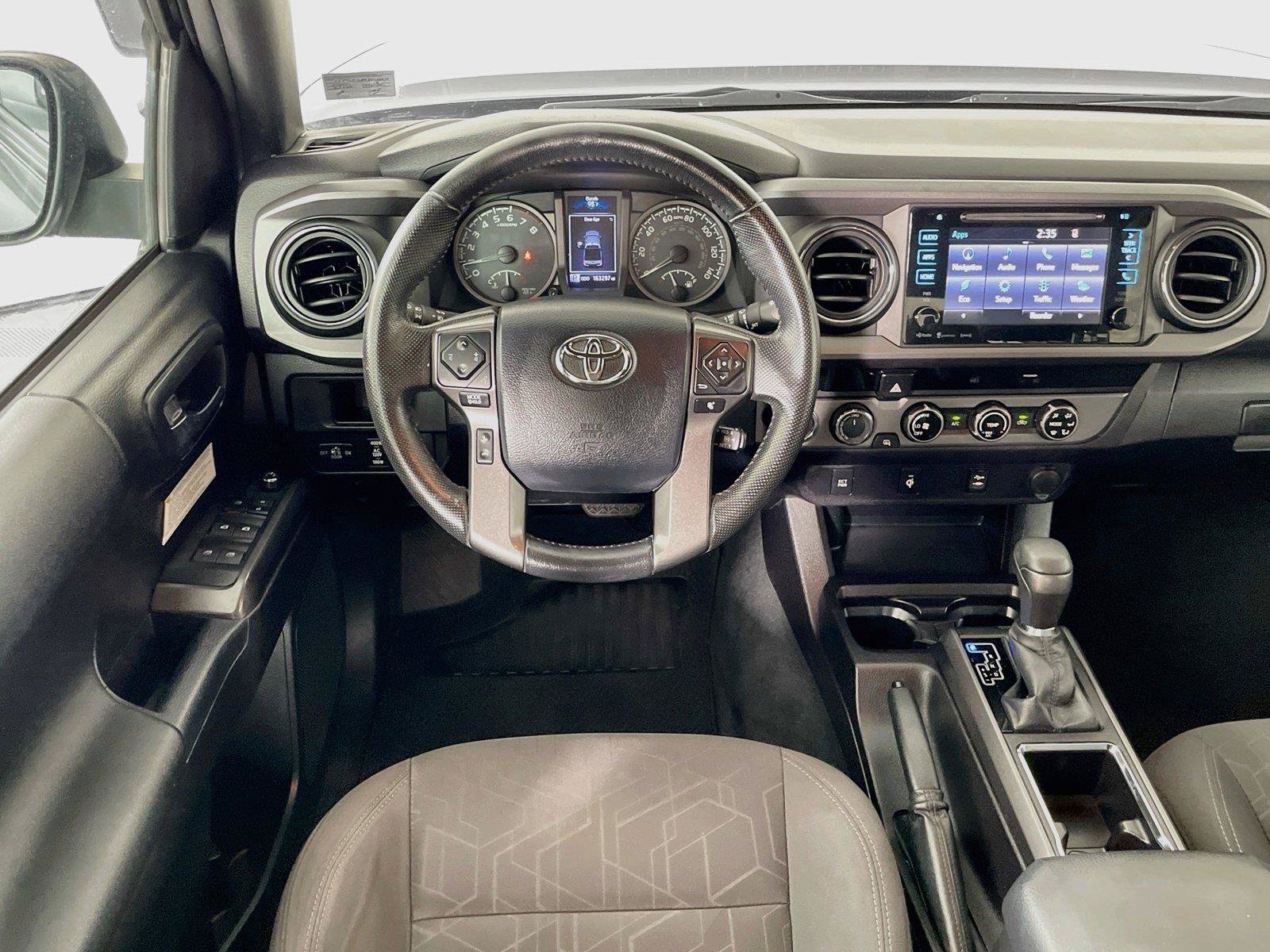 Used 2016 Toyota Tacoma TRD Off-Road w/ Towing Package AWD/4WD image 24