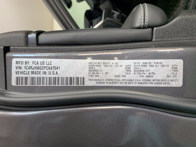 Used 2023 Jeep Grand Cherokee Altitude AWD/4WD image 40