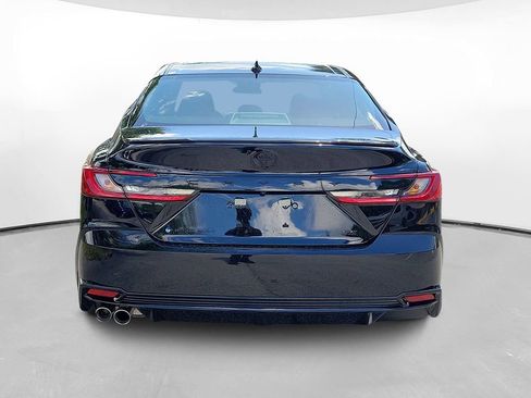 New 2026 Toyota Camry Hybrid FWD image 5