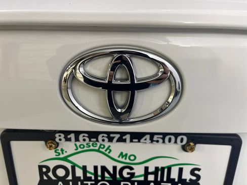 Used 2023 Toyota RAV4 XLE image 45