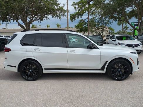 Used 2026 BMW X7 M60i AWD/4WD image 3