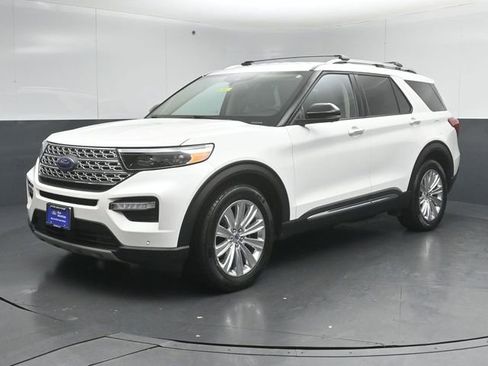 Certified 2020 Ford Explorer Limited w/ Class III Trailer Tow Package image 3