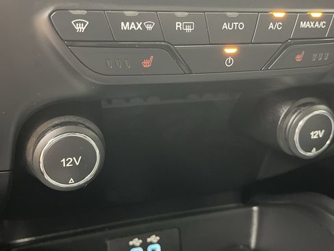 Used 2019 Ford Ranger XLT w/ Equipment Group 302A Luxury AWD/4WD image 23