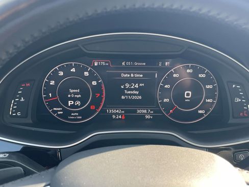 Used 2019 Audi Q7 3.0T Prestige w/ Prestige Package AWD/4WD image 21