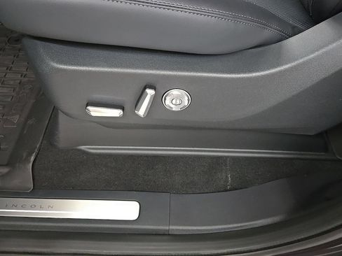 New 2025 Lincoln Navigator Reserve w/ Jet Appearance Package image 14