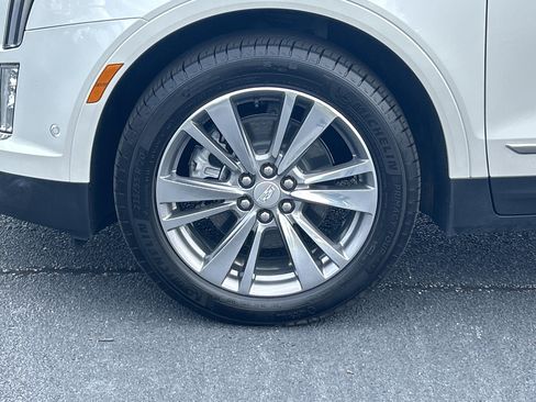 Used 2025 Cadillac XT5 Premium Luxury w/ Technology Package FWD image 32