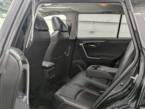 Used 2019 Toyota RAV4 Limited w/ Advanced Technology Package AWD/4WD image 17