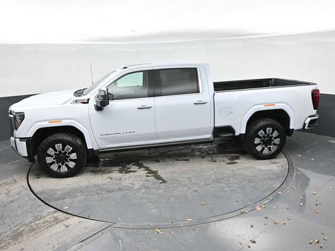 New 2026 GMC Sierra 2500 Denali w/ Denali Reserve Package image 27