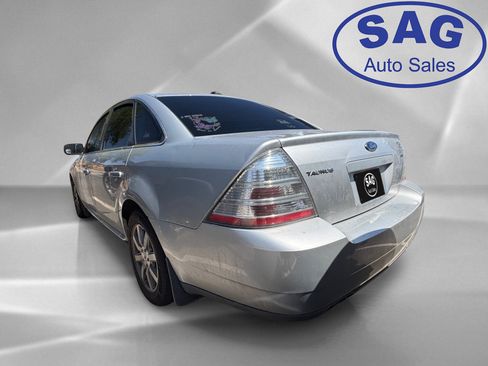 Used 2009 Ford Taurus SEL FWD image 4