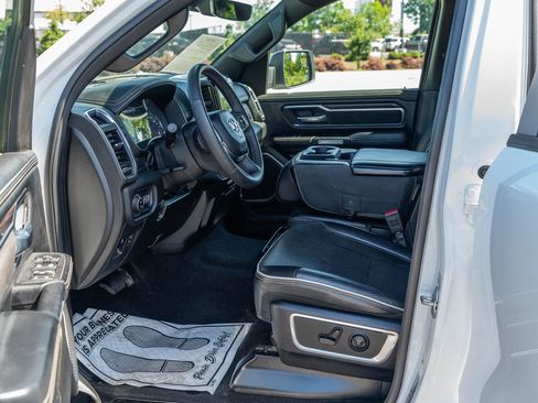Used 2025 RAM 1500 Laramie AWD/4WD image 20