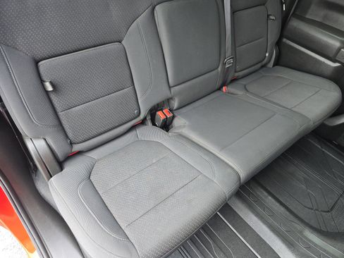 Used 2020 Chevrolet Silverado 1500 Custom w/ Custom Value Package image 24