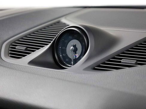 Certified 2024 Porsche Cayenne Coupe image 23