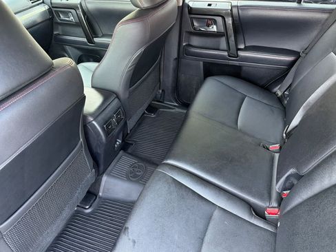Used 2020 Toyota 4Runner TRD Off-Road Premium AWD/4WD image 4