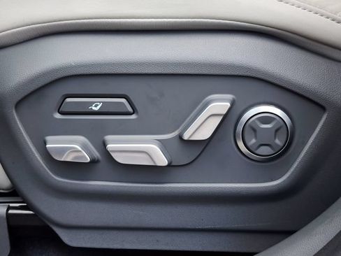 Used 2025 Hyundai Santa Fe Calligraphy AWD/4WD image 29
