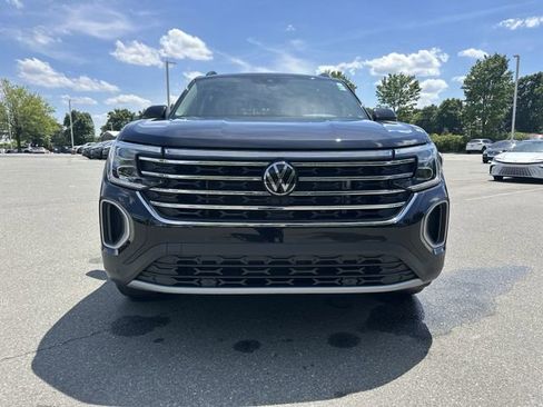 Certified 2024 Volkswagen Atlas SE w/ Panoramic Sunroof Package AWD/4WD image 8