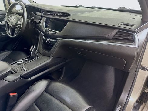 Used 2022 Cadillac XT5 Premium Luxury image 34