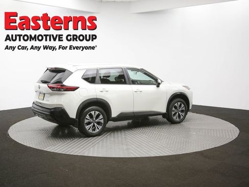 Used 2022 Nissan Rogue SV image 72