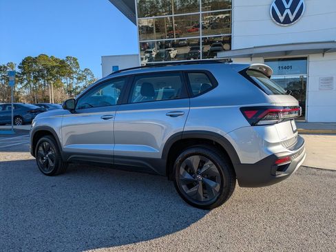 New 2026 Volkswagen Taos S image 4