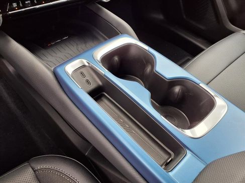 New 2026 Chevrolet Equinox EV LT image 11