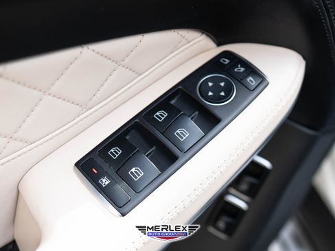 Used 2017 Mercedes-Benz GLS 550 4MATIC image 36