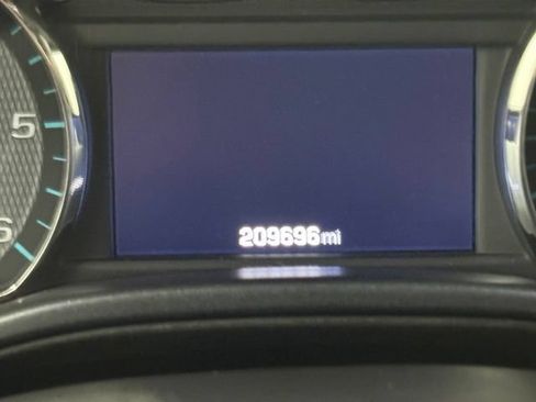 Used 2017 Chevrolet Silverado 1500 LTZ Z71 w/ LTZ Plus Package AWD/4WD image 19