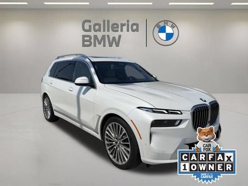 Used 2023 BMW X7 xDrive40i w/ Premium Package AWD/4WD image 4