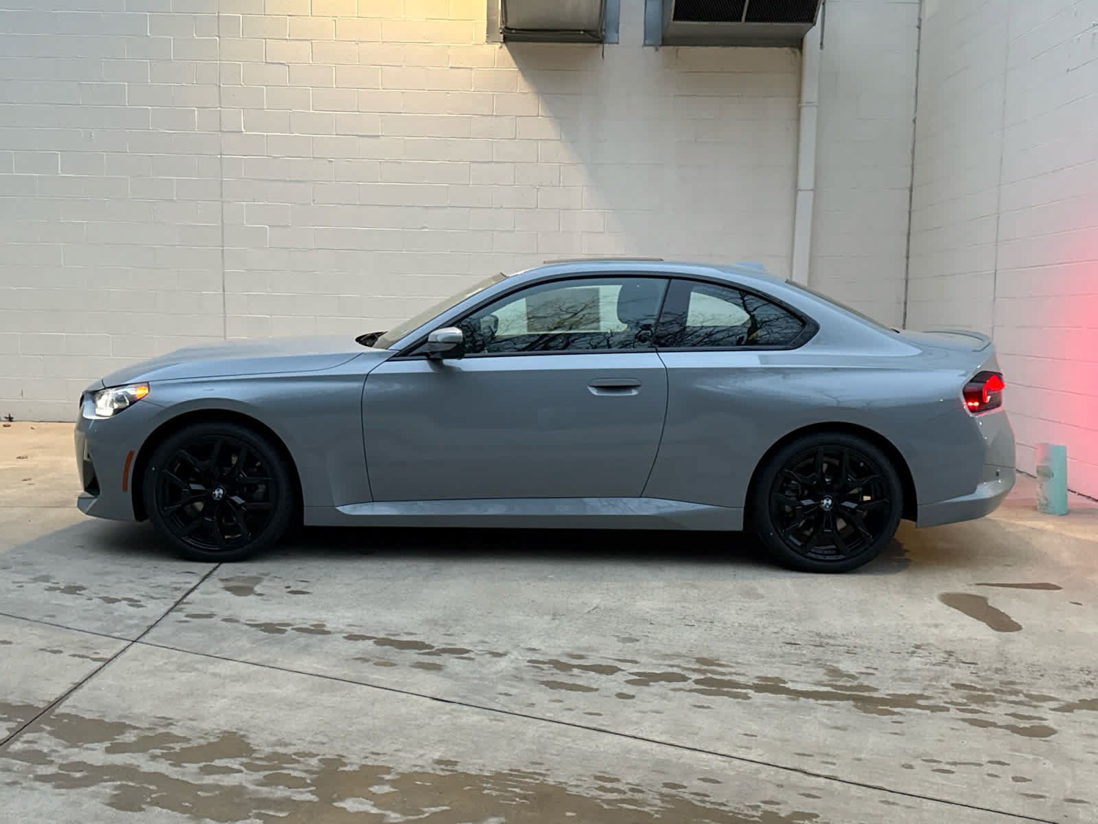 Used 2026 BMW 230i xDrive Coupe w/ M Sport Package AWD/4WD image 5