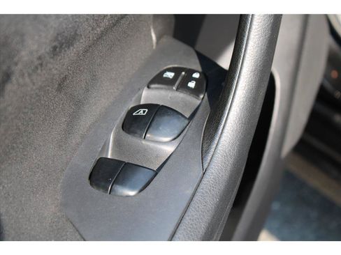 Used 2014 Nissan Altima 2.5 S w/ Sport Value Package FWD image 13
