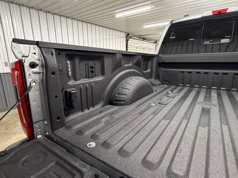 Used 2024 Ford F250 Lariat w/ Chrome Package image 13