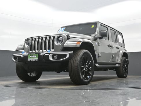 Used 2023 Jeep Wrangler Unlimited Sahara w/ Cold Weather Group AWD/4WD image 27