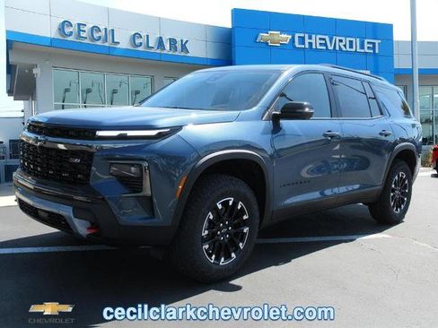 New 2026 Chevrolet Traverse Z71 w/ Enhanced Driving Package image 1