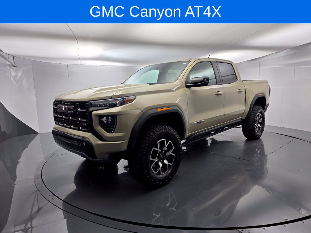 Used 2024 GMC Canyon AT4X AWD/4WD image 8