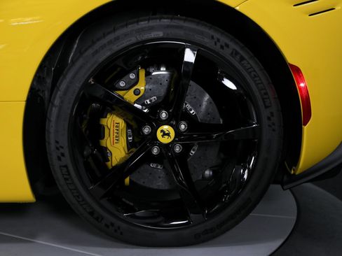 Used 2025 Ferrari SF90 Spider AWD/4WD image 23