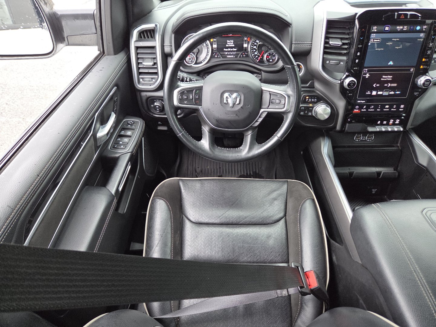 Used 2022 RAM 1500 Laramie w/ Sport Appearance Package AWD/4WD image 28