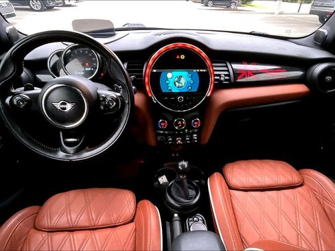 Used 2019 MINI Cooper S FWD image 16