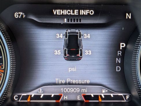 Used 2014 Jeep Cherokee Limited w/ Luxury Group AWD/4WD image 24