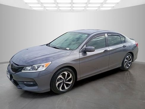 Used 2017 Honda Accord EX-L image 7